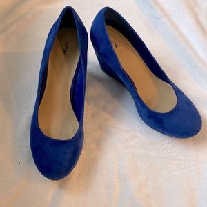 blue Apt 9 wedges